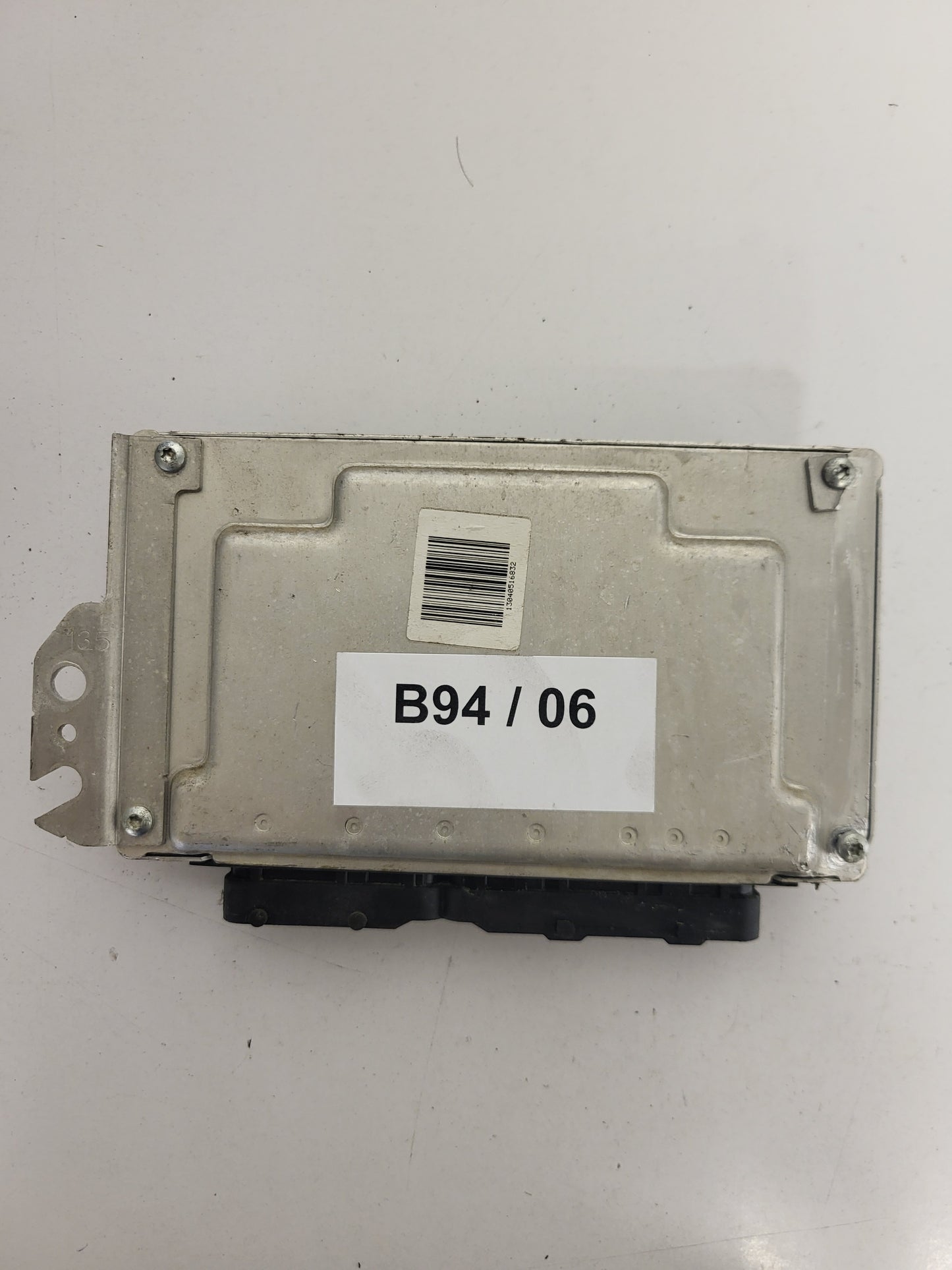 HYUNDAI GETZ ECU / 39106-22140 / 9030930542F / TBE4I30 / KEFICO