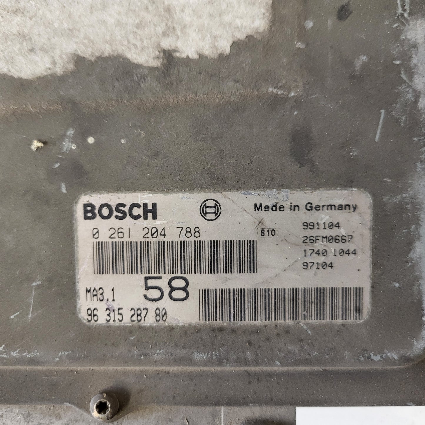Peugeot Citroen ECU / 0261204788 / 9631528780 / MA3.1 / BOSCH