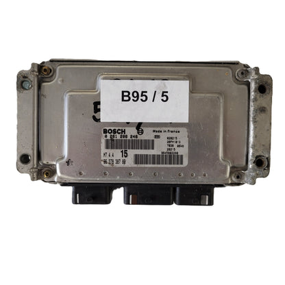 Peugeot Citroen ECU / 0261206246 / M7.4.4 / 9637838780 / BOSCH