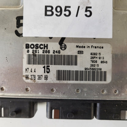 Peugeot Citroen ECU / 0261206246 / M7.4.4 / 9637838780 / BOSCH