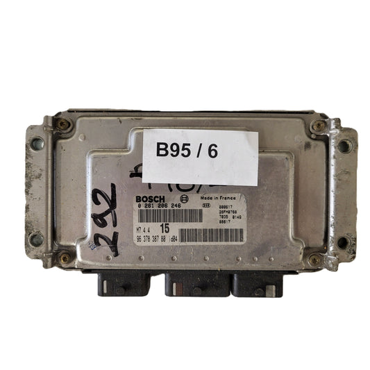 Peugeot Citroen ECU / 0261206246 / M7.4.4 / 9637838780 / BOSCH