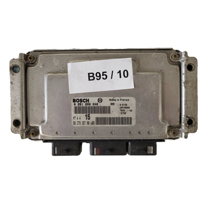 Peugeot Citroen ECU / 0261206246 / M7.4.4 / 9637838780 / BOSCH