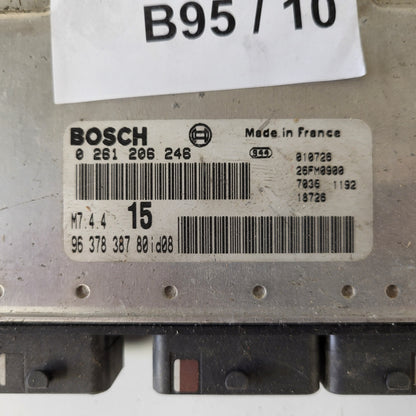 Peugeot Citroen ECU / 0261206246 / M7.4.4 / 9637838780 / BOSCH