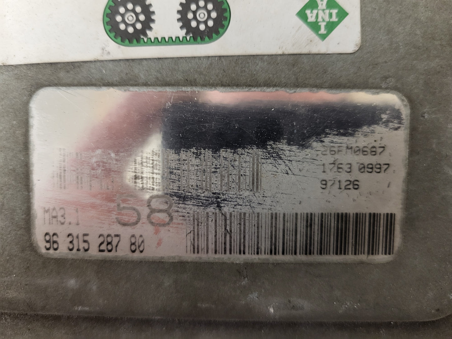 Peugeot Citroen ECU / 0261204788 / 9631528780 / MA3.1 / BOSCH