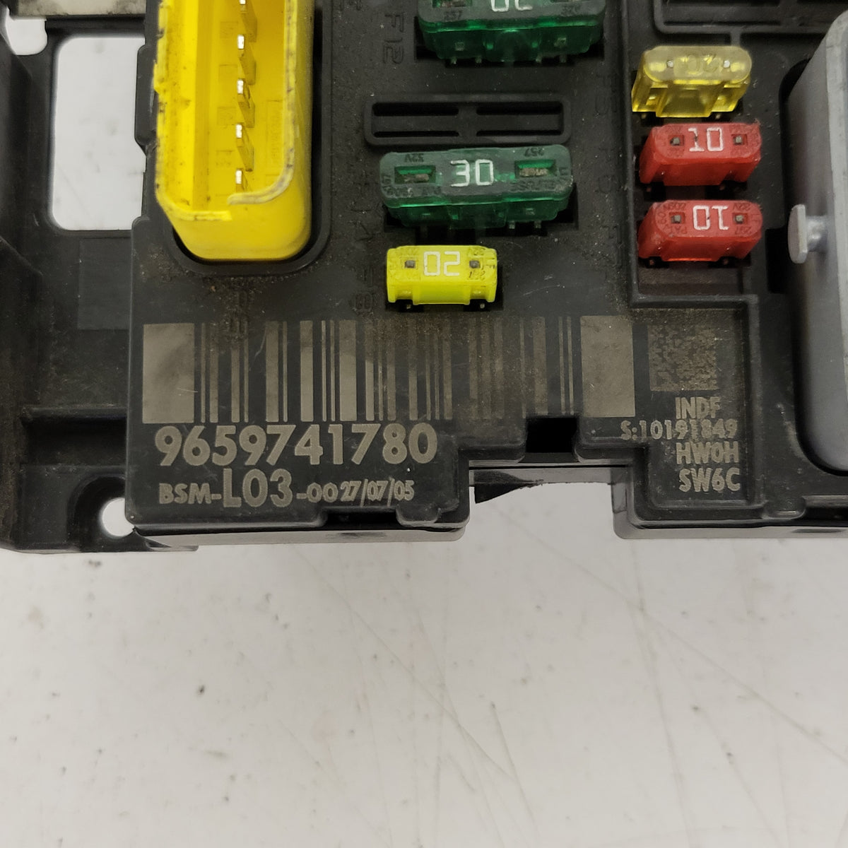 PEUGEOT CITROEN BODY COMPUTER / BSM L03  / BSM-L03-00 / 9659741780 - BS-12 - 2