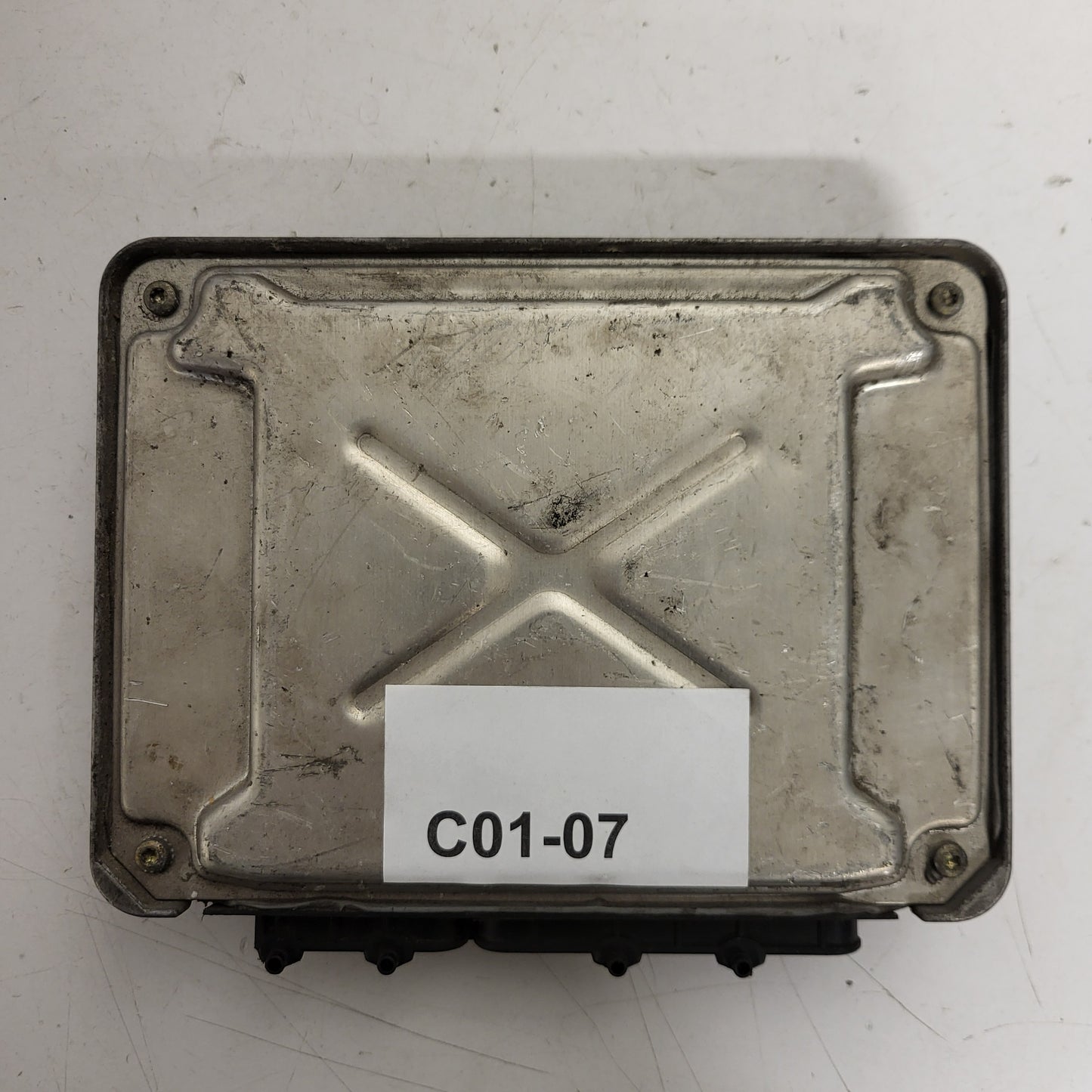 RENAULT ECU / 8200246734 / CFC213R.01 / CFC213R.01 / 16607.054.00 / MAGNETI MARELLI