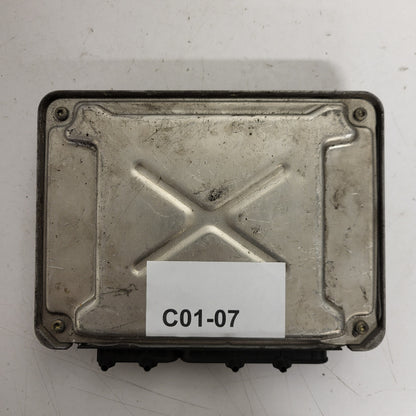 RENAULT ECU / 8200246734 / CFC213R.01 / CFC213R.01 / 16607.054.00 / MAGNETI MARELLI