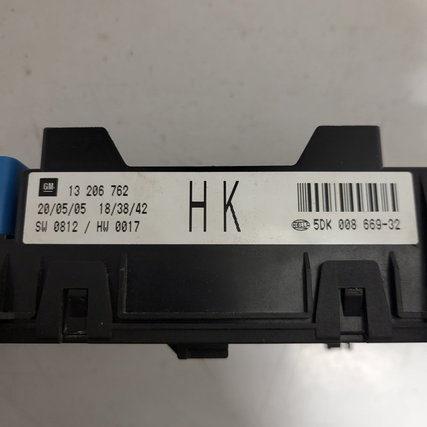 OPEL INSIGNIA FUSE BOX SCATOLA FUSIBILI / 13206762 / 5DK00866932 / HELLA