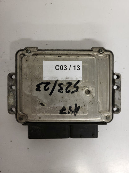 ALFA ROMEO 147 ECU / 0281012858 / 55204755 / BOSCH