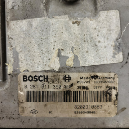 Renault Megane Scenic ECU / 0281011390 / 8200310863 / 8200349846 / BOSCH