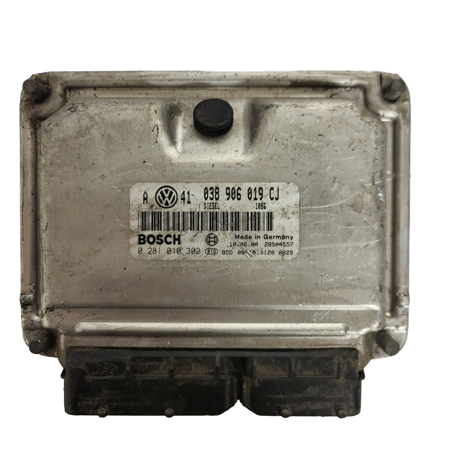 VW GOLF VAG ECU / 038906019CJ / 0281010302 / EDC15P+ / 28SA4557 / 038906019