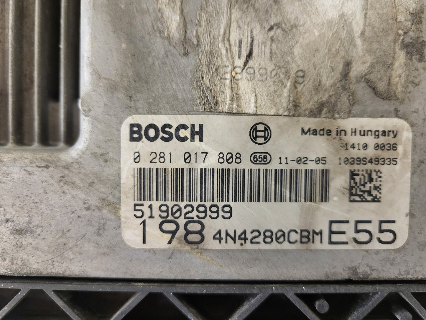 FIAT BRAVO ECU / 0281017808 / 51902999 / BOSCH