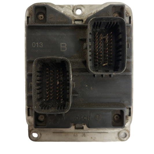 ALFA ROMEO 146 ECU / 0261204943 / 00467401900  / BOSCH
