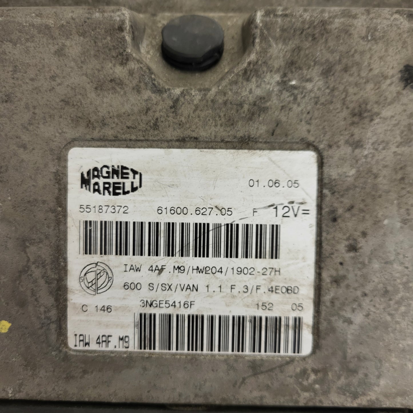 Fiat Seicento 600 ECU / 55187372 / IAW 4AF.M9 / 61600.627.05 / HW204 / MAGNETI MARELLI