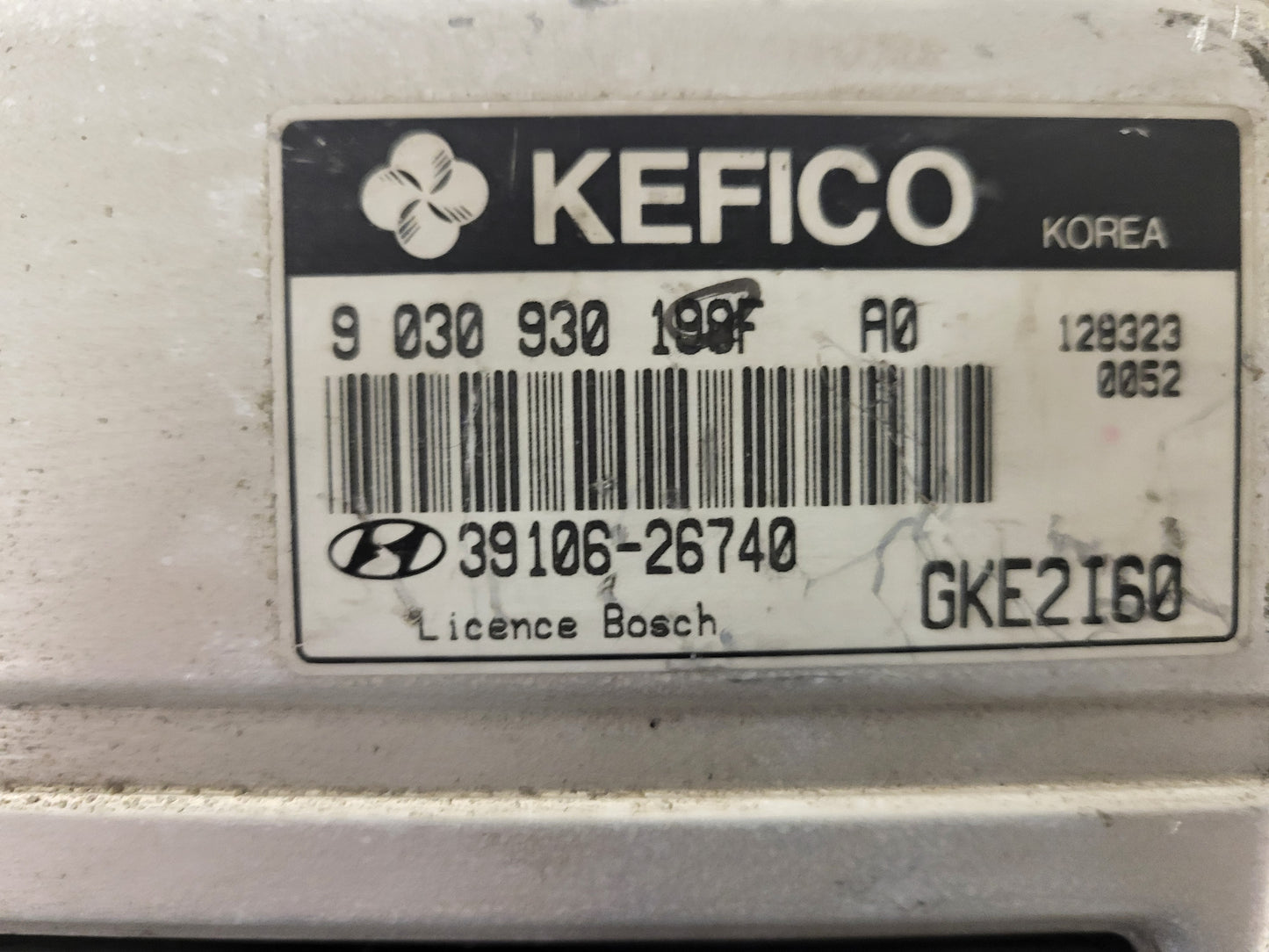 HYUNDAI COUPE ECU / 39106-26740 / 9030930199F / GKE2I60 / KEFICO