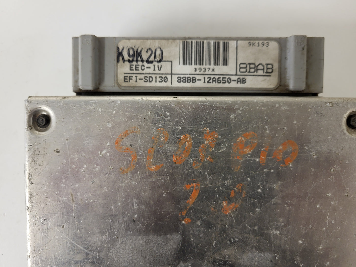 FORD SIERRA SCORPIO ECU / 88BB-12A650-AB / 8BAB / EFI-SD130 / EEC-IV
