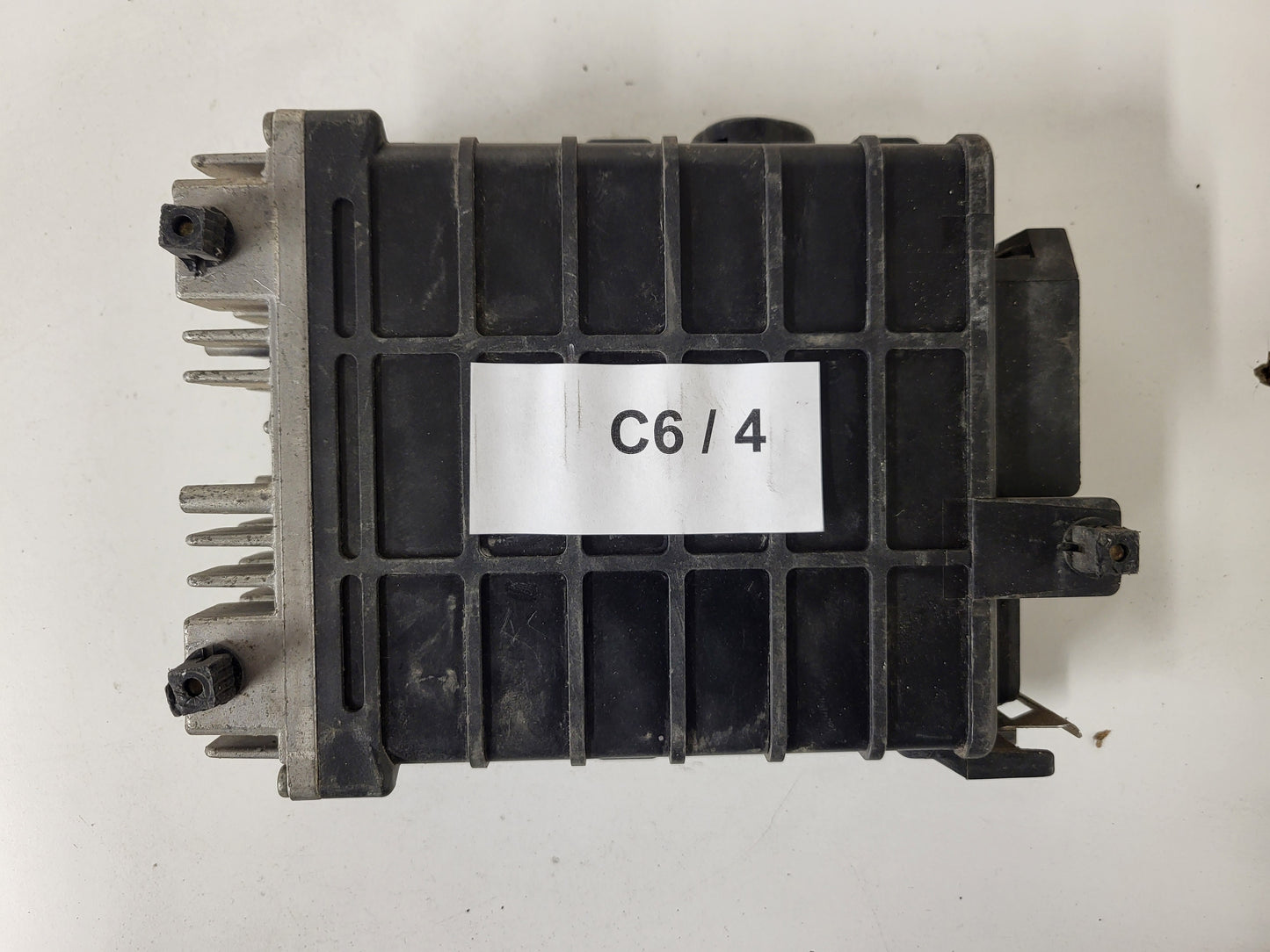 Peugeot 106 Citroen Ax / ECU / 0280000751 / BOSCH