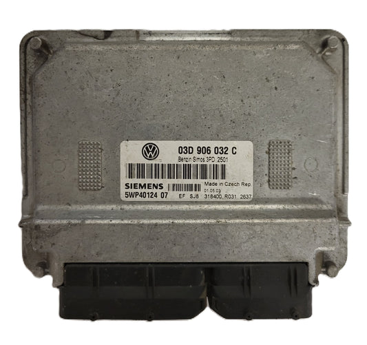 VW POLO ECU / 03D906032C / SIMOS 3PD / 5WP40124 07 / SIEMENS
