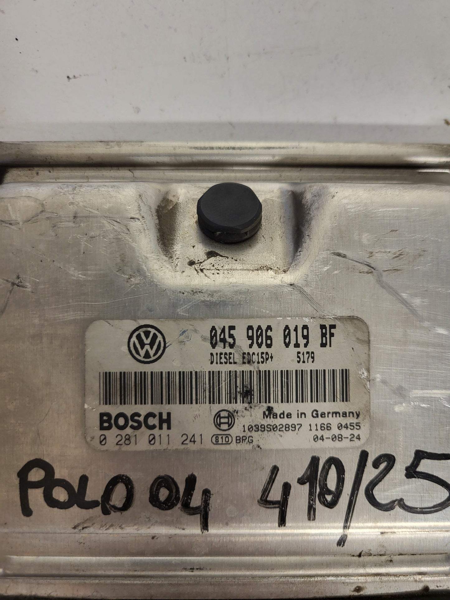 VW POLO ECU / 045906019BF / 0281011241 / EDC15P+ / BOSCH