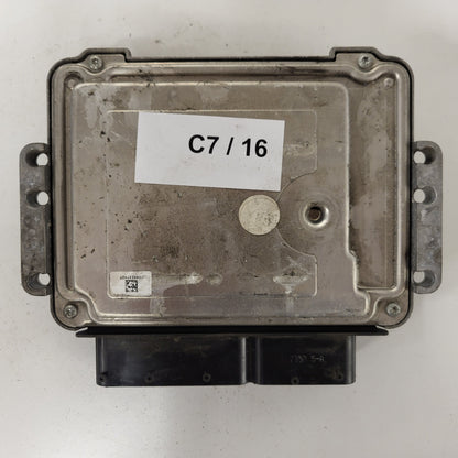 LANCIA DELTA ECU / 0281016235 / 51853777 / 1039S33441 / BOSCH