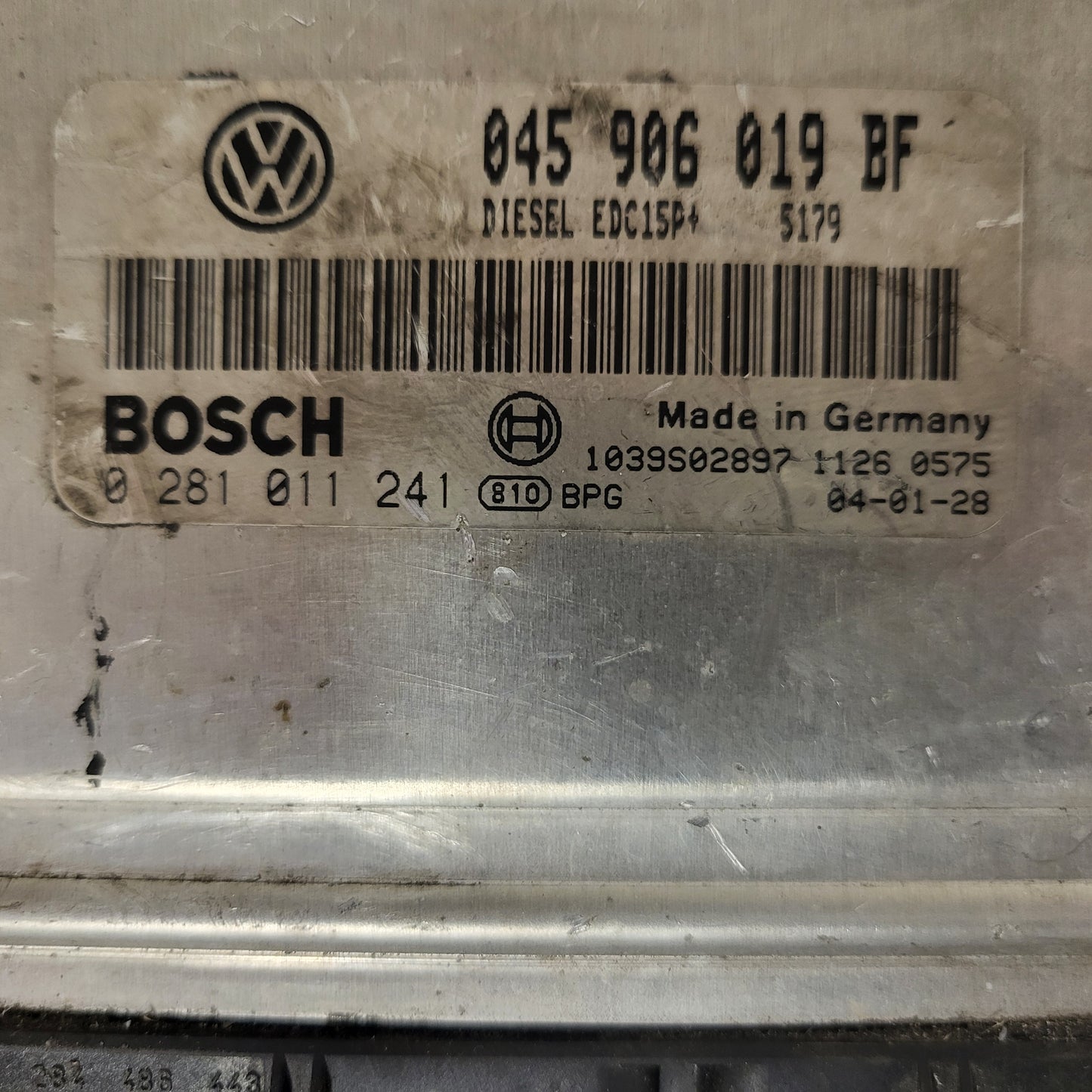 VW POLO ECU / 045906019BF / 0281011241 / EDC15P+ / BOSCH