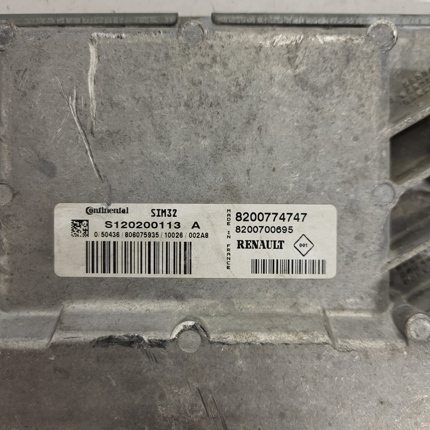 Renault Twingo ECU / S120200113A / 82007747 / 8200700695 / S120200113