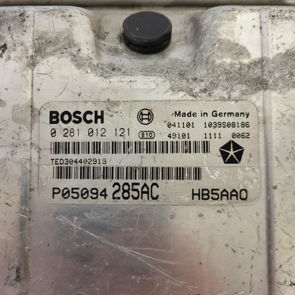 3x CHRYSLER VOYAGER ECU / 0281012121 / P05094285AC / BOSCH BULK STOCK