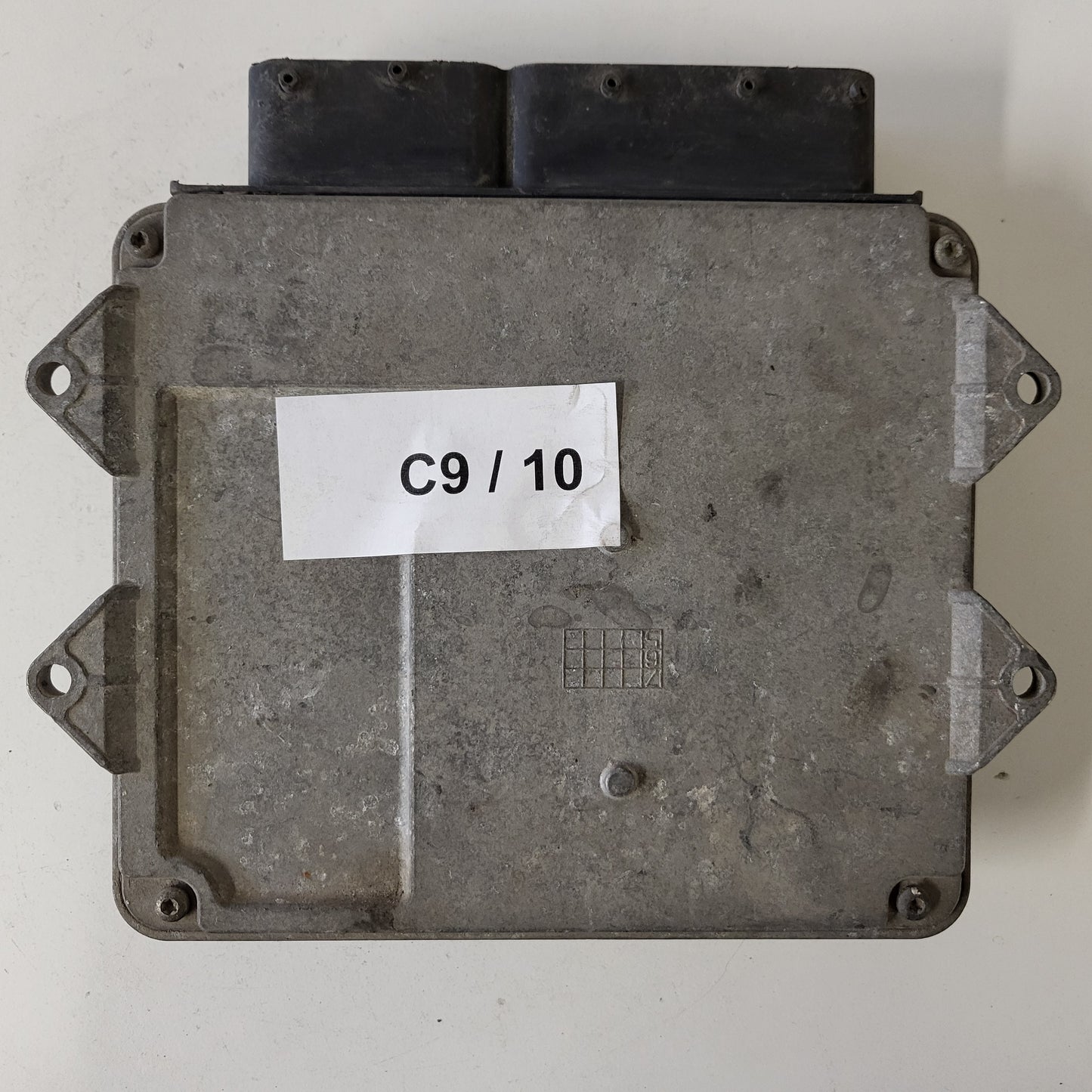 LANCIA Y 1.3 ECU / 55195819 / MJD6JF.Y1 / HW01C / 71600.007.03 MAGNETI MARELLI