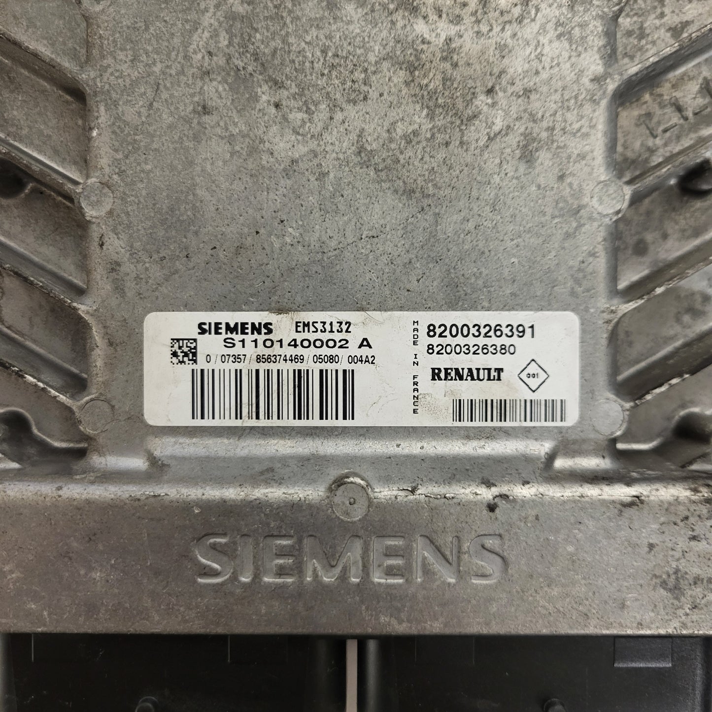RENAULT ECU / S110140002 / S110140002A / EMS3132 / 8200326391 / 8200326380