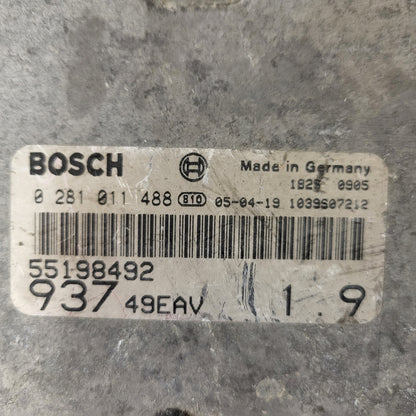 ALFA ROMEO 147 ECU / 0281011488 / 55198492 / BOSCH