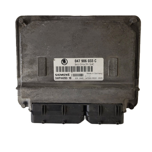 ŠKODA FABIA ECU / 047906033C / 5WP44199 10 / SIMOS 3PA / SIEMENS