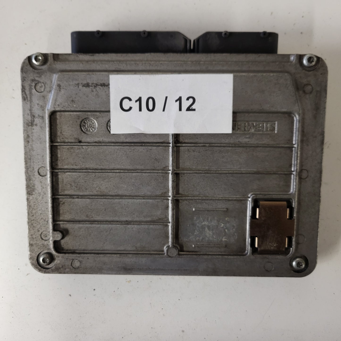 ŠKODA FABIA ECU / 047906033C / 5WP44199 10 / SIMOS 3PA / SIEMENS