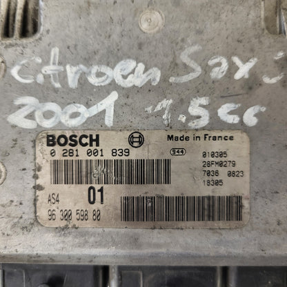 Citroen Saxo Peugeot 106 ECU / 0281001839 / 9630059880 / BOSCH