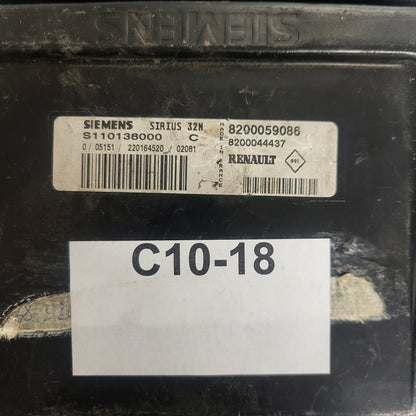 RENAULT ECU / S110138000 / S110138000C / 32N / 8200059086 / 8200044437 / SIEMENS