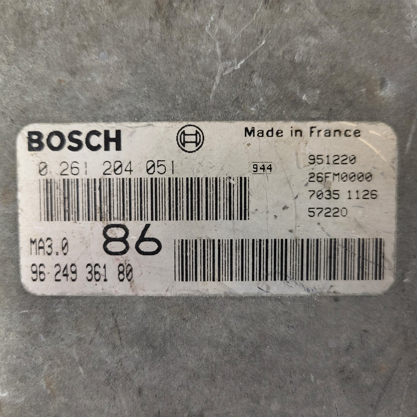PEUGEOT 106 CITROEN AX 1.0 ECU / 0261204051 / 9624936180 / MA3.0 / BOSCH