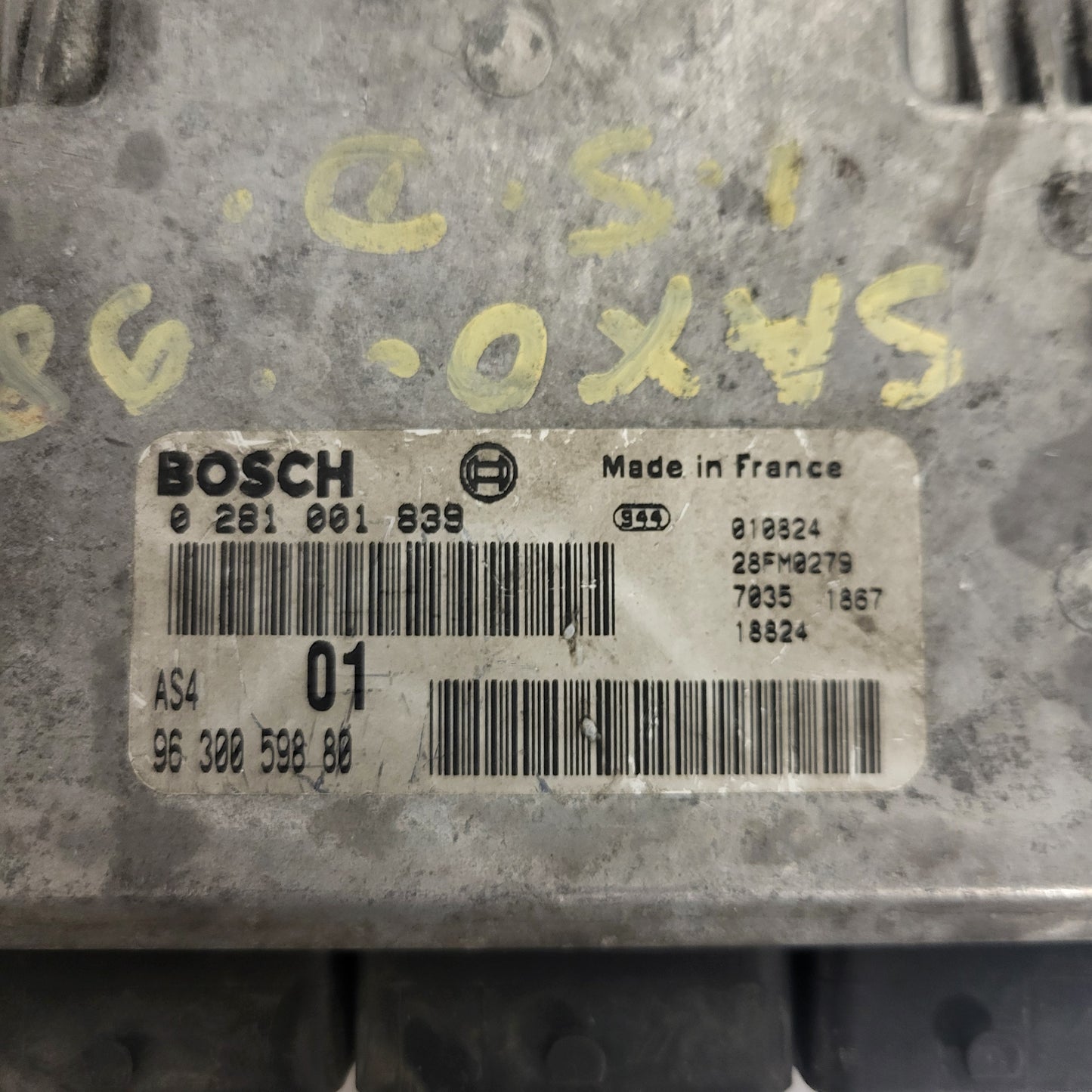 Citroen Saxo Peugeot 106 ECU / 0281001839 / 9630059880 / AS4 / BOSCH