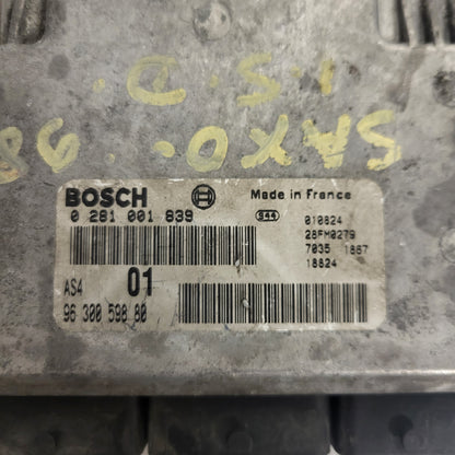 Citroen Saxo Peugeot 106 ECU / 0281001839 / 9630059880 / AS4 / BOSCH