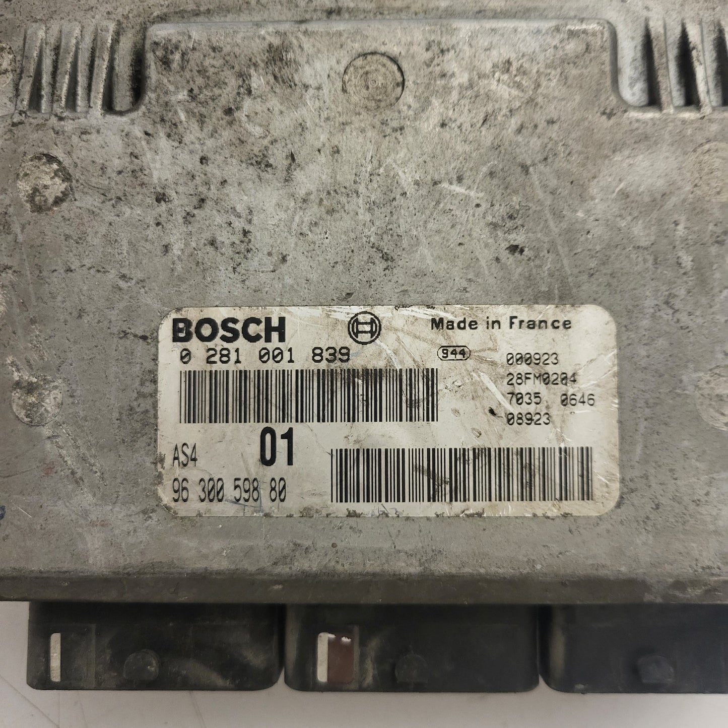 Citroen Saxo Peugeot 106 ECU / 0281001839 / 9630059880 / AS4 / BOSCH