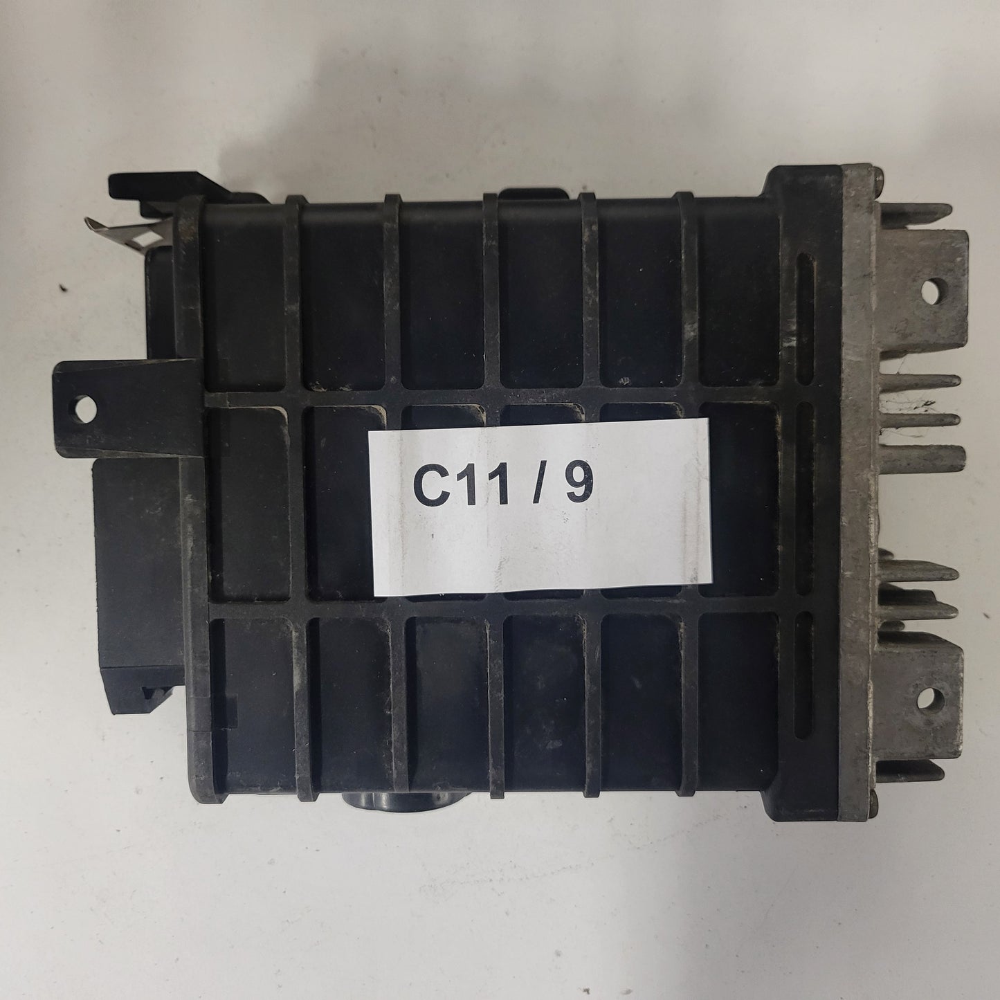 Peugeot 106 Citroen Ax / ECU / 0280000751 / BOSCH