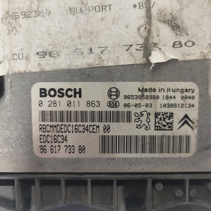Peugeot Citroen ECU / 0281011863 / 9661773380 / EDC16C34 / BOSCH