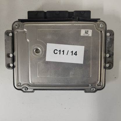 Peugeot Citroen ECU / 0281011863 / 9661773380 / EDC16C34 / BOSCH