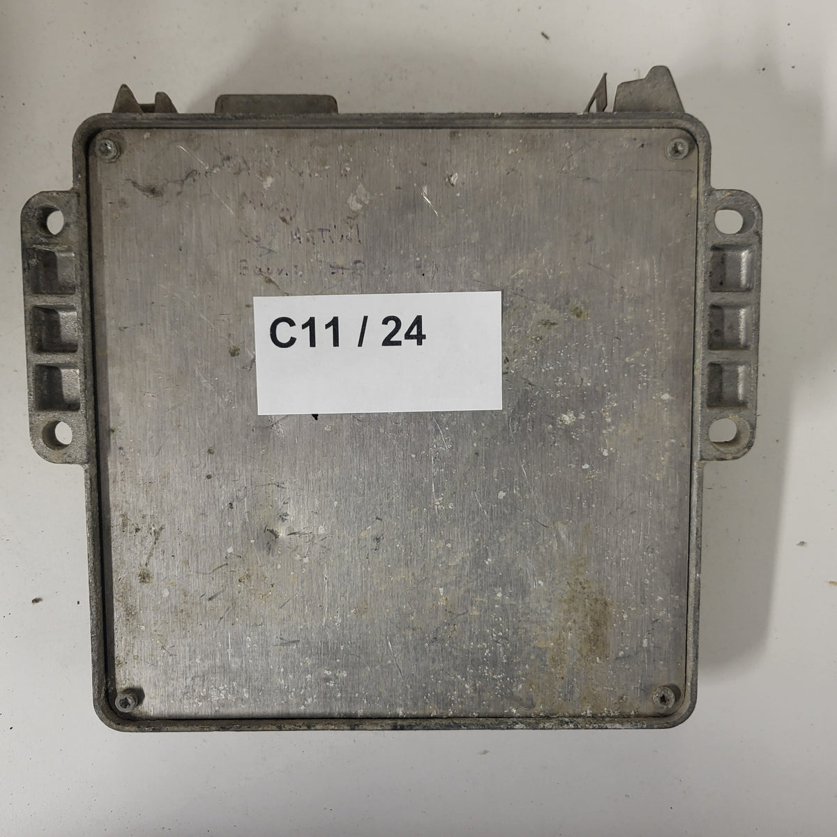 Renault ECU / 7700105024 / 7700868295 / SAGEM - C11-24 - 3