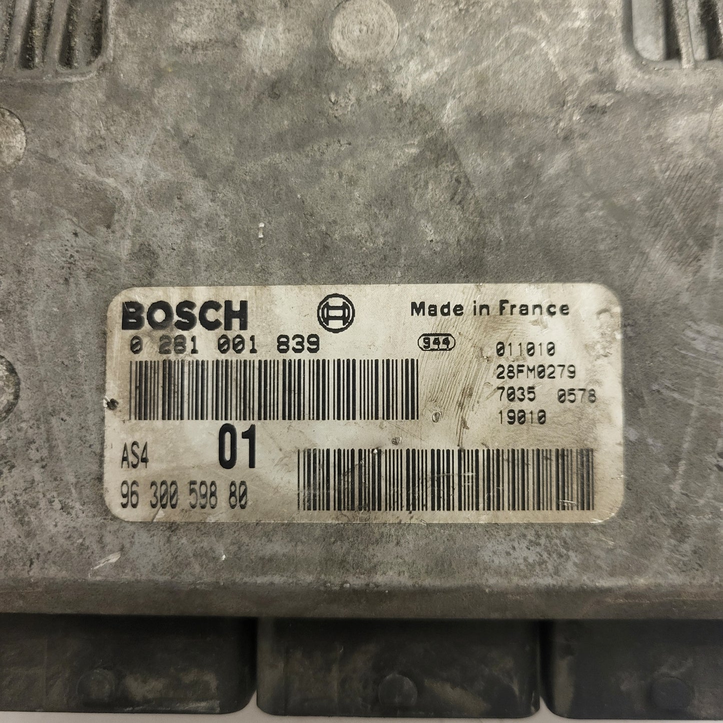 Citroen Saxo Peugeot 106 ECU / 0281001839 / 9630059880 / AS4 / BOSCH