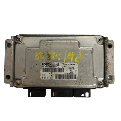 Peugeot Citroen ECU / 0261206246 / M7.4.4 / 9637838780 / BOSCH