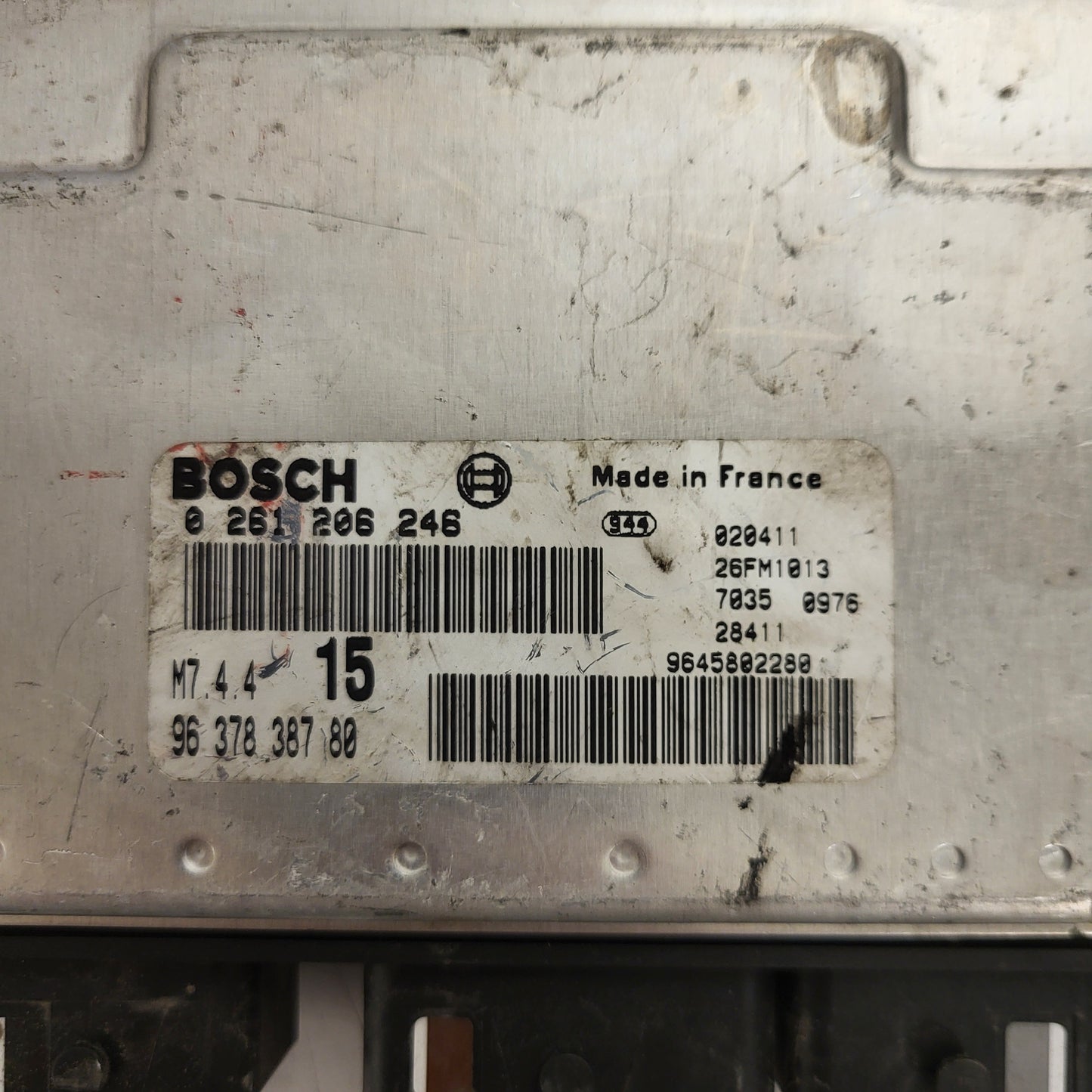 Peugeot Citroen ECU / 0261206246 / M7.4.4 / 9637838780 / BOSCH