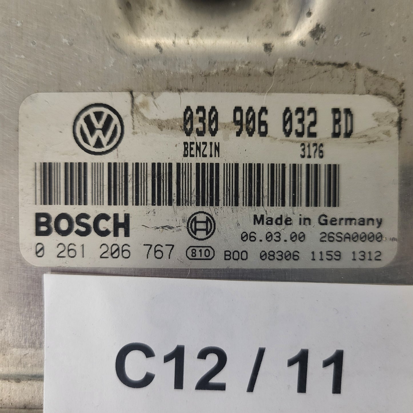 VW POLO ECU / 030906032BD / 0261206767 / 26SA0000 / BOSCH