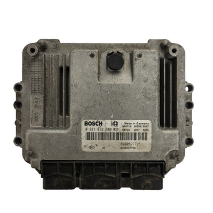 Renault ECU / 0281012589 / 8200527725 / 8200527756 / BOSCH
