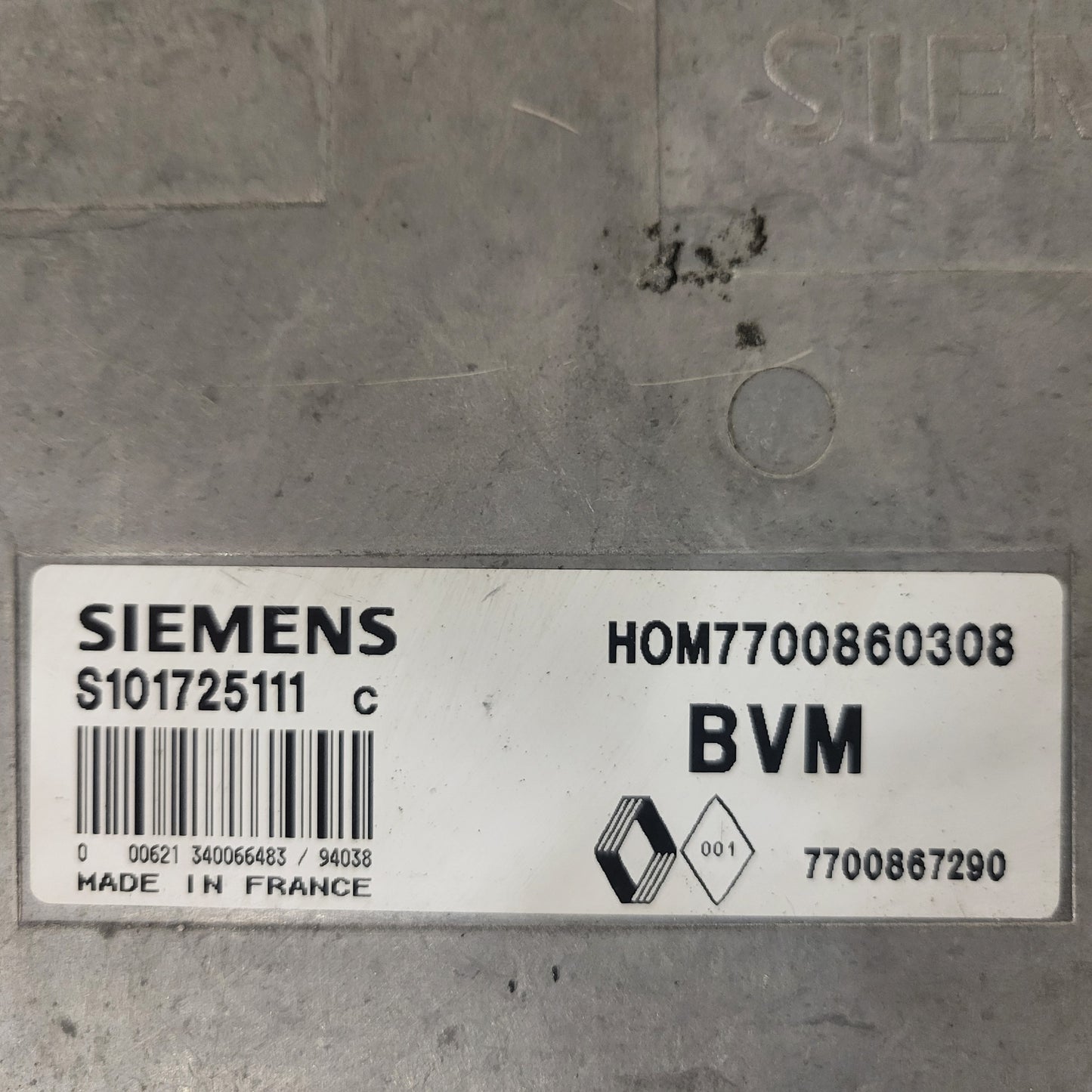 Renault ECU / S101725111C / HOM7700860308 / 7700867290 / SIEMENS