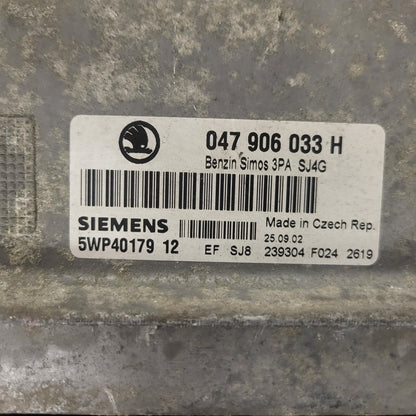 SKODA FABIA ECU / 047906033H / 5WP40179 12 / SJ4G / SIEMENS