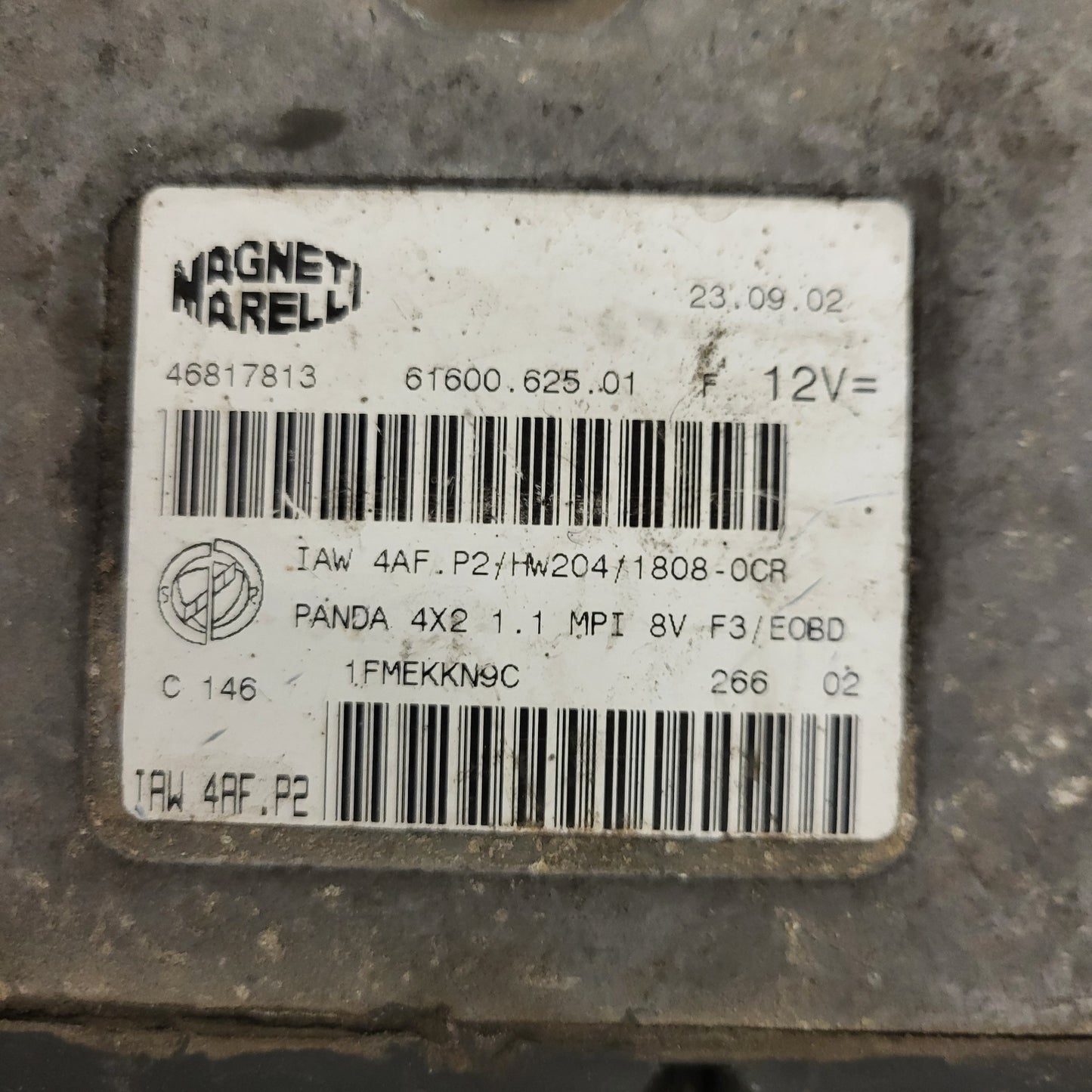 FIAT PANDA 1.1 ECU / 46817813 / IAW 4AF.P2 / 61600.625.01 / HW204 / MAGNETI MARELLI